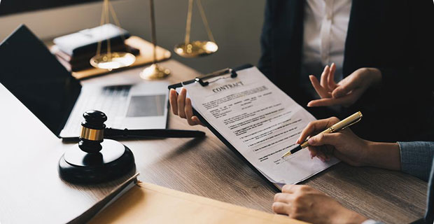 Franchise Contract Lawyer