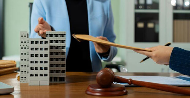 Immigration And Residency Violations Lawyers